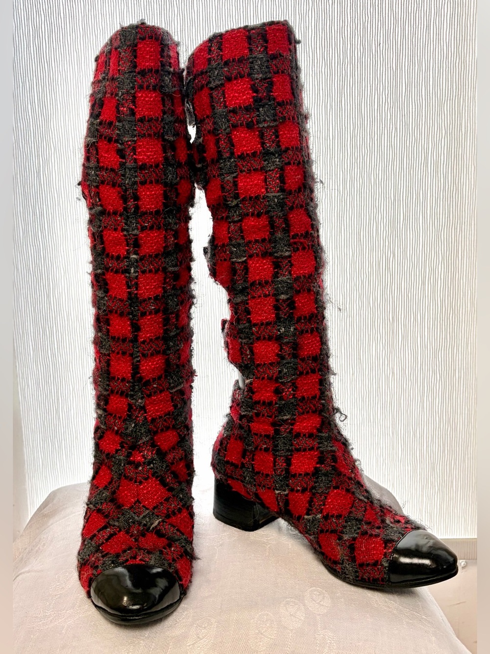 CHANEL Fall07 Karl L. Tweed Cap Toe Buckle Boots, Red/Grey/Blk Plaid, CCs,37,EUC - Picture 5 of 15